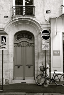 Paris Door & Bike
